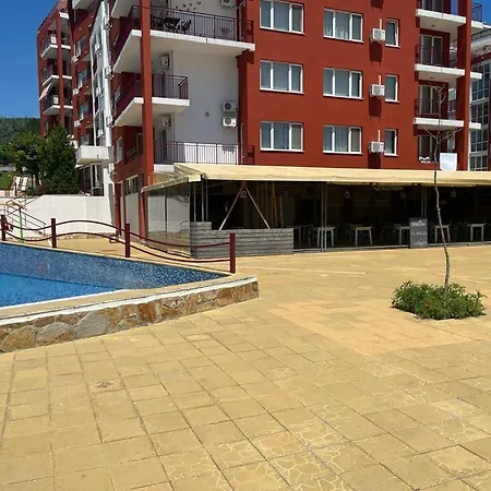 Апартаменты Peter Apartmanbulgaria-imperial Noks Елените